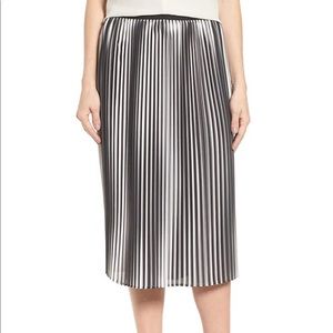 ✨NWT ✨EILEEN FISHER Petite M Skirt